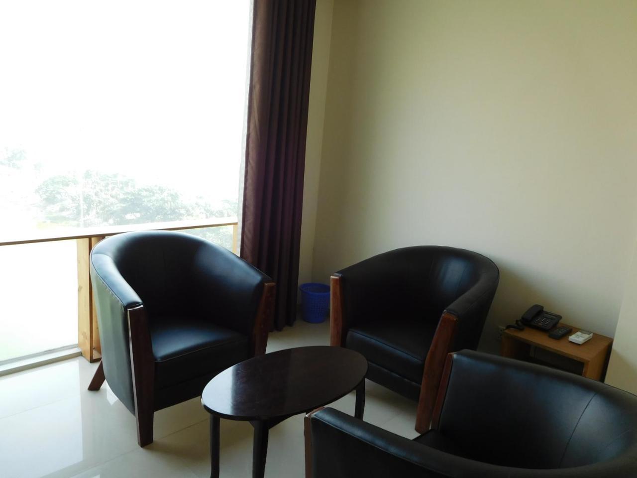 דאהקה Lakewood Residency מראה חיצוני תמונה