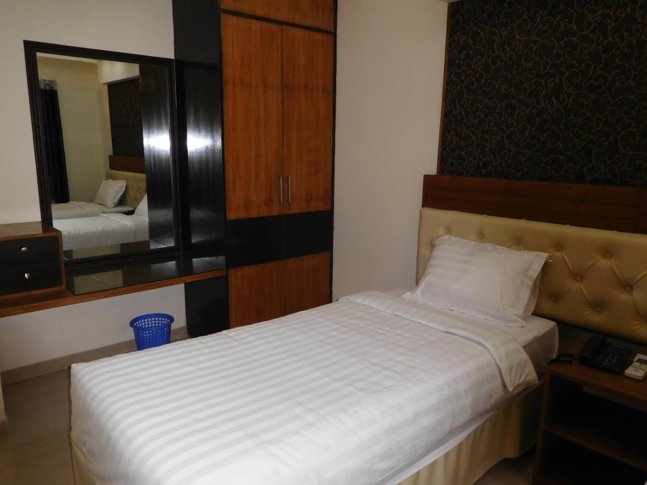 דאהקה Lakewood Residency מראה חיצוני תמונה